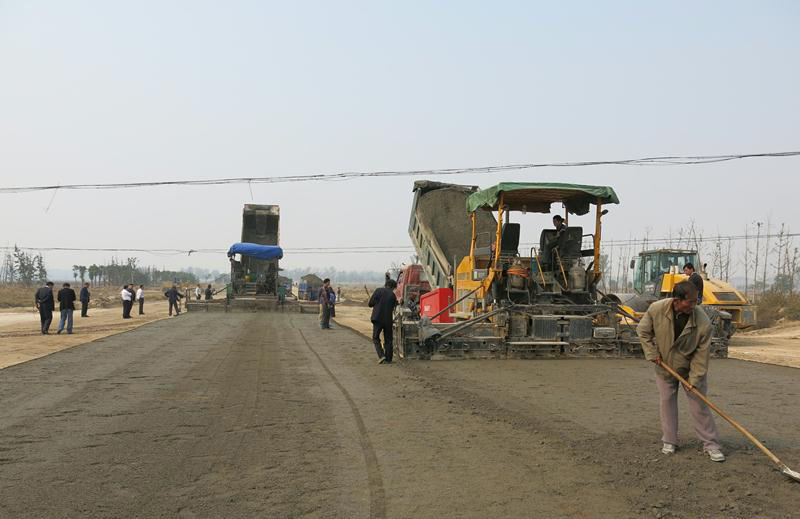 莱芜道路.jpg